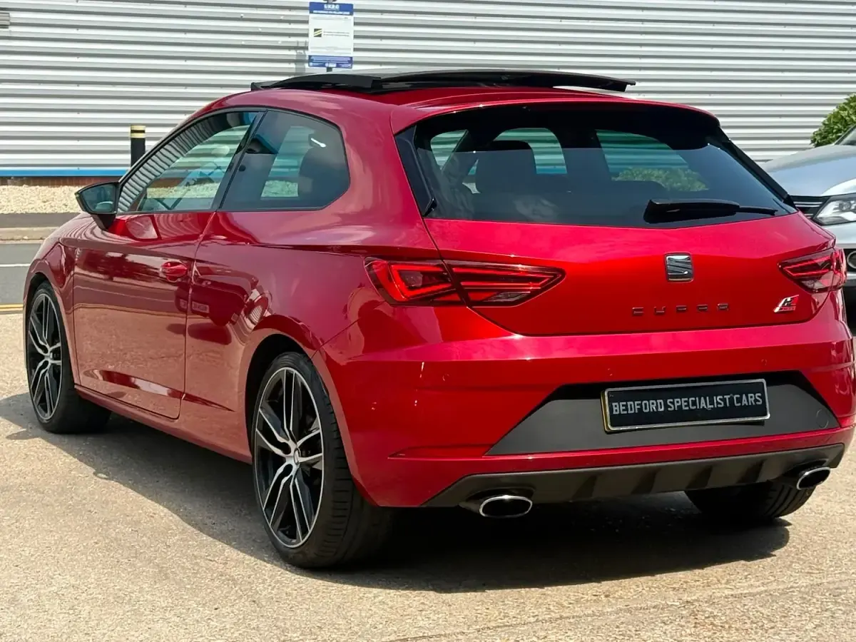 Used Seat Leon CUPRA 2017 Red Hatchback