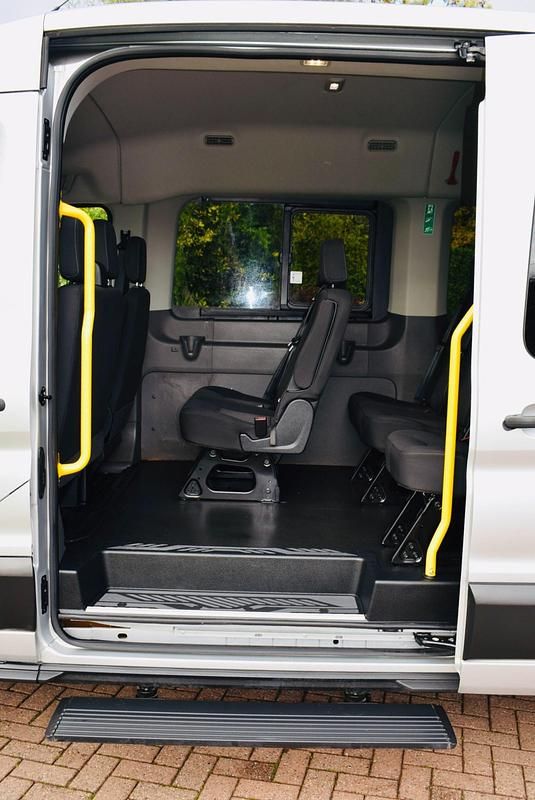 Used Ford Transit Limited 170 HP (125 kW) 2022 Silver