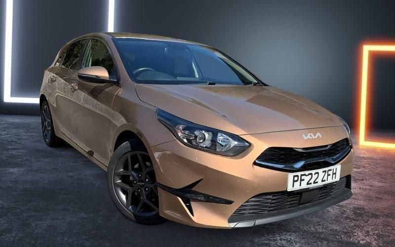 Używany Kia Ceed 160 KM (117 kW) 2021 Hatchback