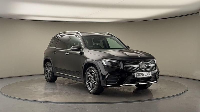 Cosmos black Used 2025 Mercedes GLB200 Executive SUV | £32,750 (Fair price) - Image 1/4