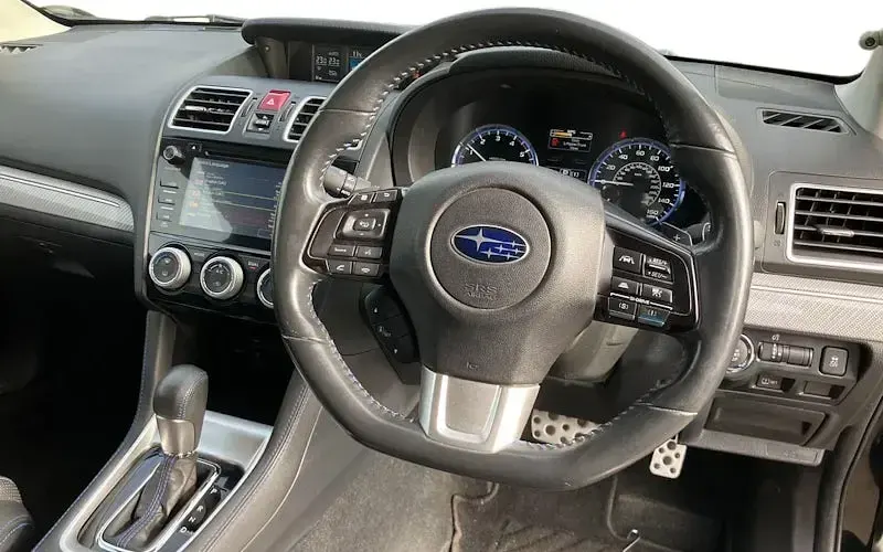 Używany Subaru Levorg Sport 170 KM (125 kW) 2017 Czarny Kombi
