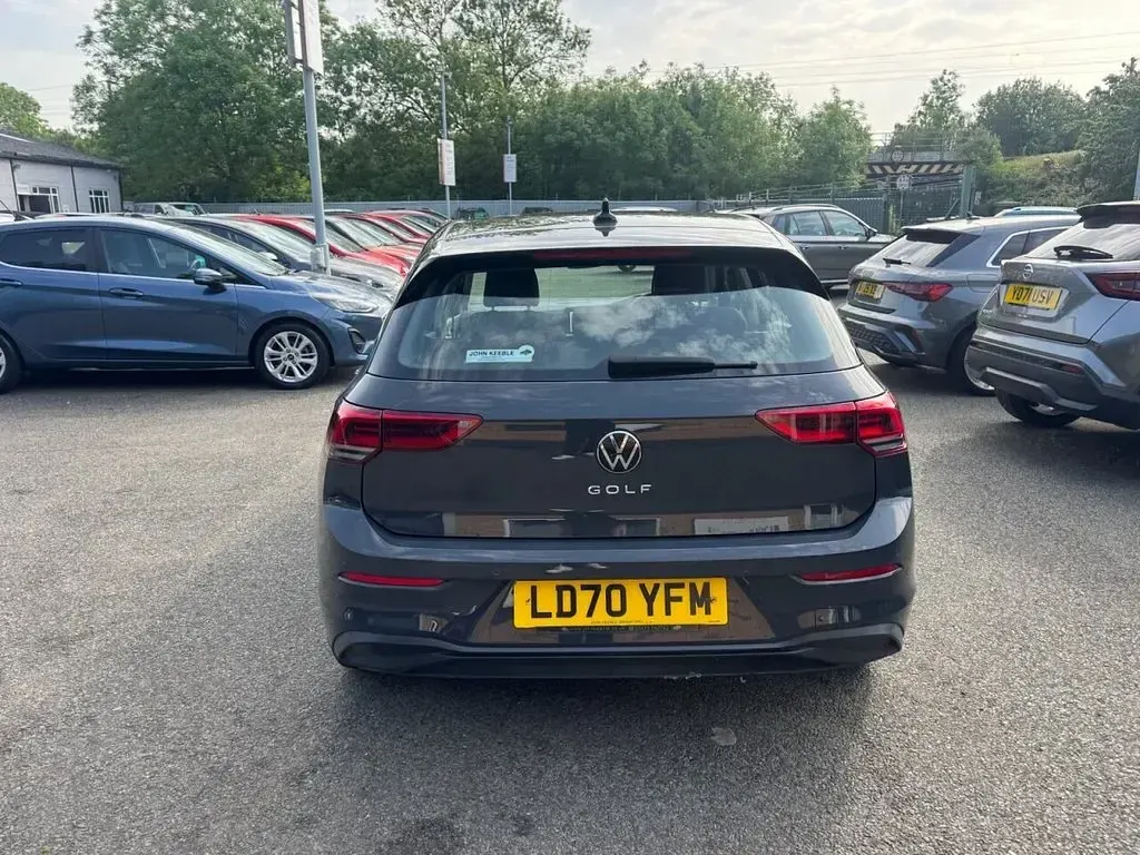 Used VW Golf VII Life 130 HP (95 kW) 2020 Grey Hatchback
