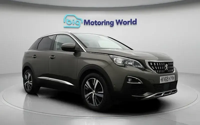 Used Peugeot 3008 Allure 181 HP (133 kW) 2019 Grey SUV