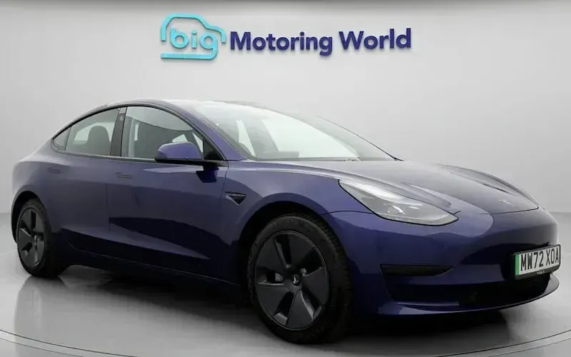 Begagnad Tesla Model 3 RWD 208 kW (283 HK) 2022 Sedan