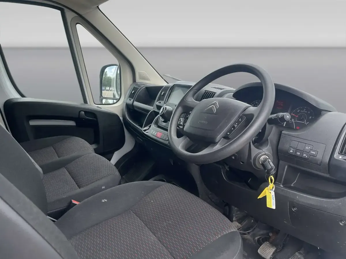 Used Citroën Relay 140 HP (102 kW) 2023 White Van