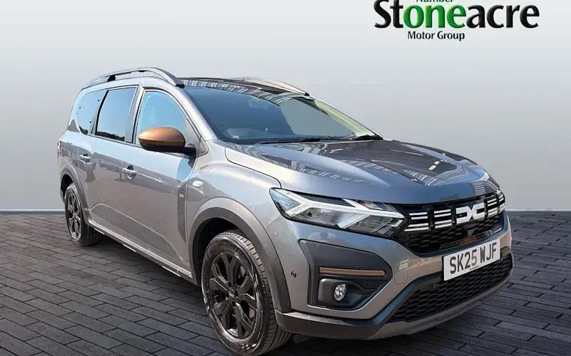 Used Dacia Jogger Extreme 141 HP (103 kW) 2025 MPV