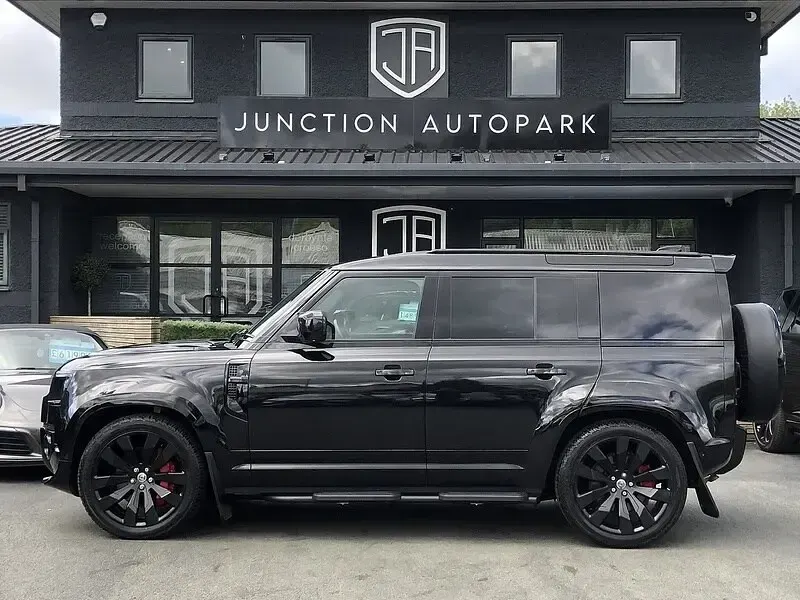 Used Land Rover Defender HSE Dynamic 2023 Black SUV