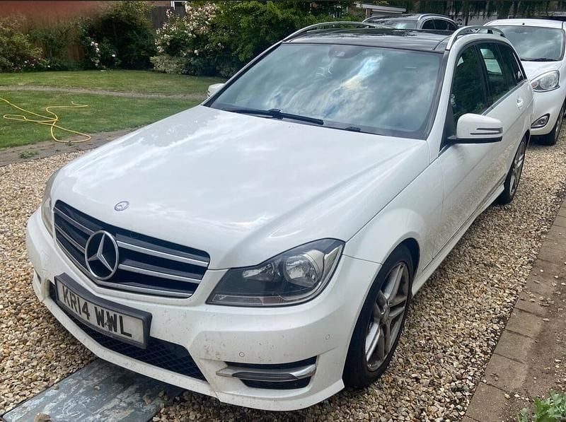 White Used 2014 Mercedes C220 Sport Edition Estate | £4,750 (Fair price) - Image 1/1