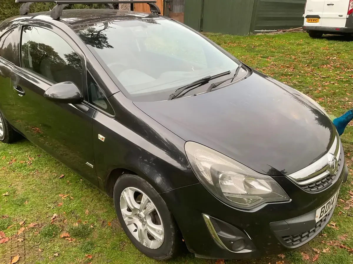 Used Vauxhall Corsa Sportive 95 HP (69 kW) 2014 Black Hatchback