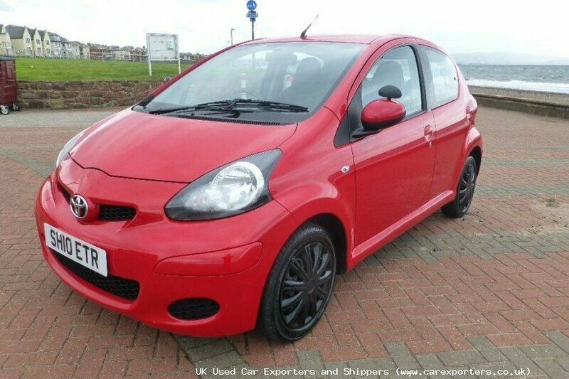 Used Toyota Aygo 67 HP (49 kW) 2010 Hatchback