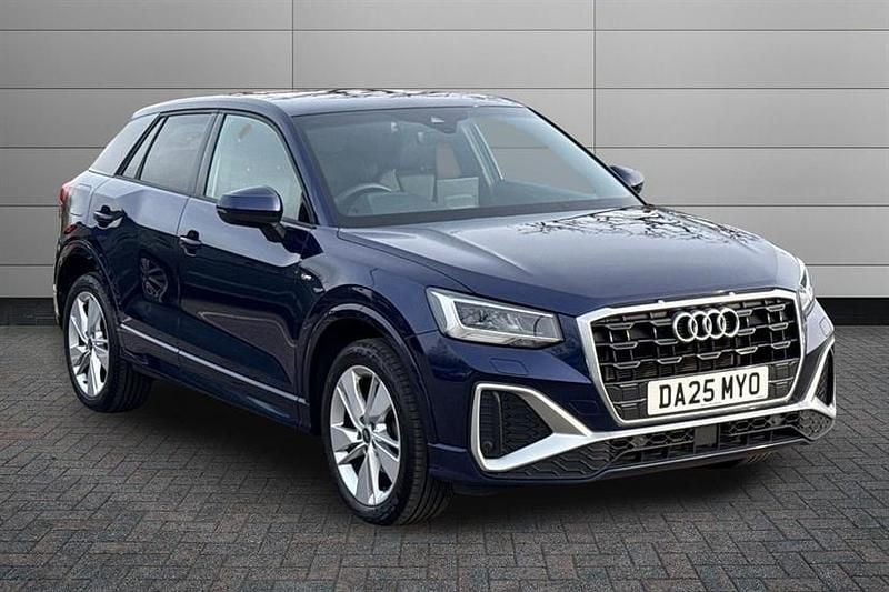 Used Audi Q2 S-Line 116 HP (85 kW) 2025 Blue SUV