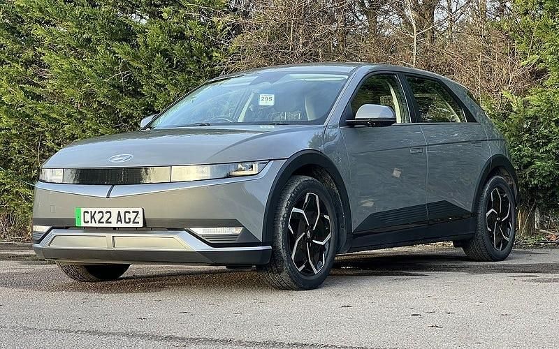 Used Hyundai Ioniq SE 125 kW (170 HP) 2023 Hatchback