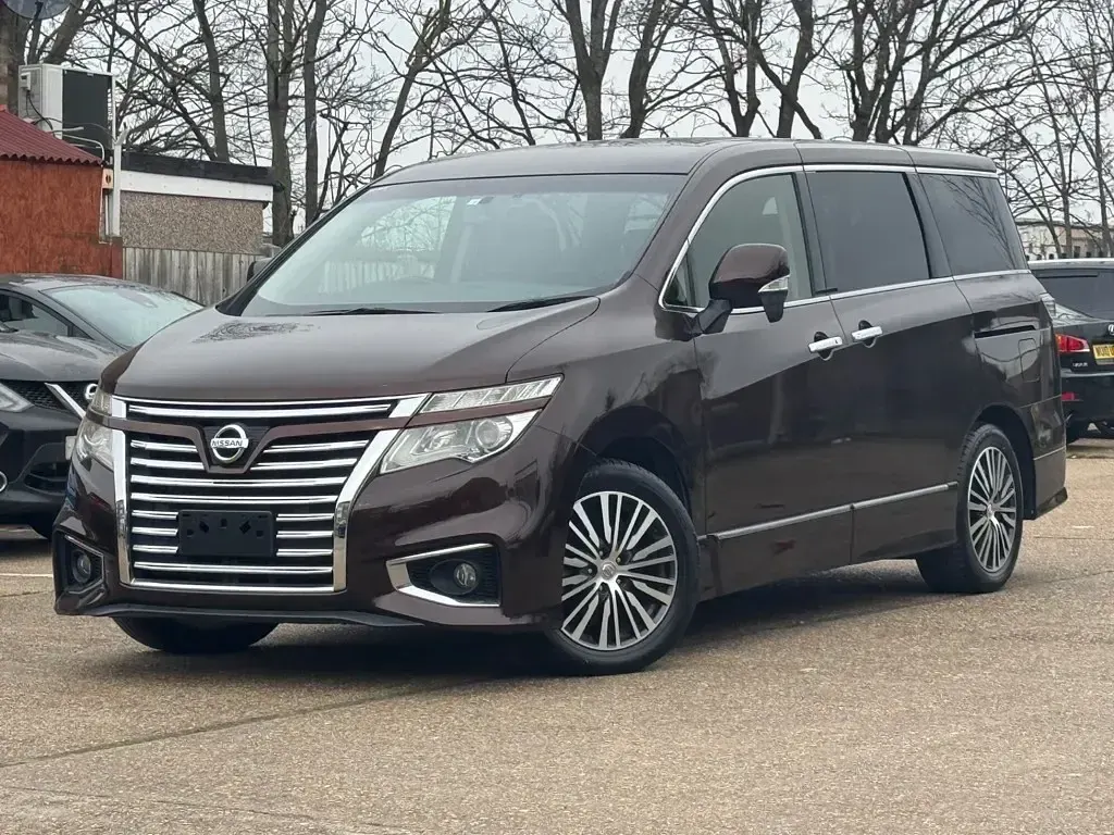 Used Nissan Elgrand 2025 MPV