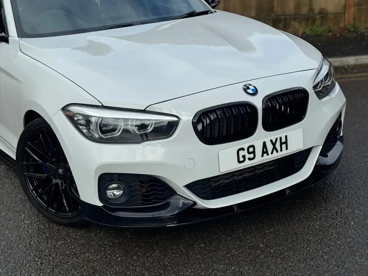 Used BMW 118 Efficient Dynamics 2019 White Hatchback