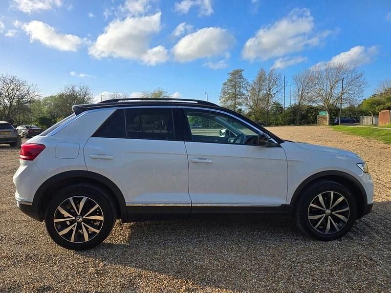 Używany VW T-Roc Design 150 KM (110 kW) 2020 Biały SUV
