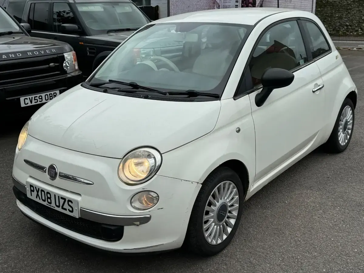 Used Fiat 500 Pop 69 HP (50 kW) 2008 White Hatchback