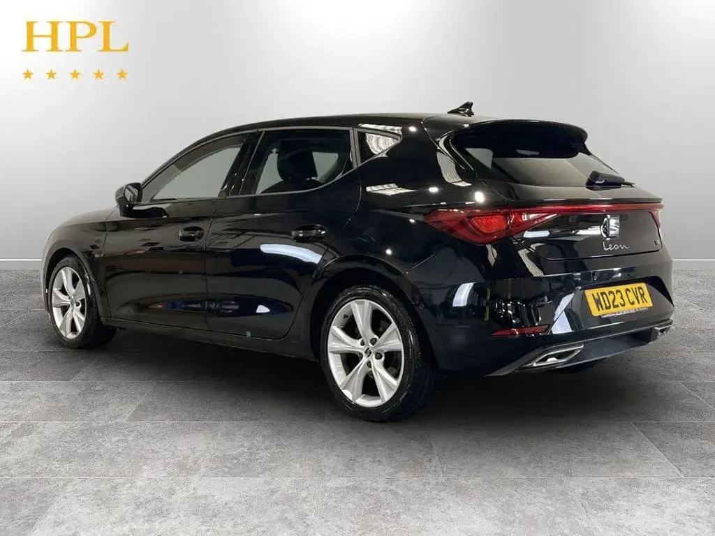 Used Seat Leon FR 130 HP (95 kW) 2023 Black Hatchback