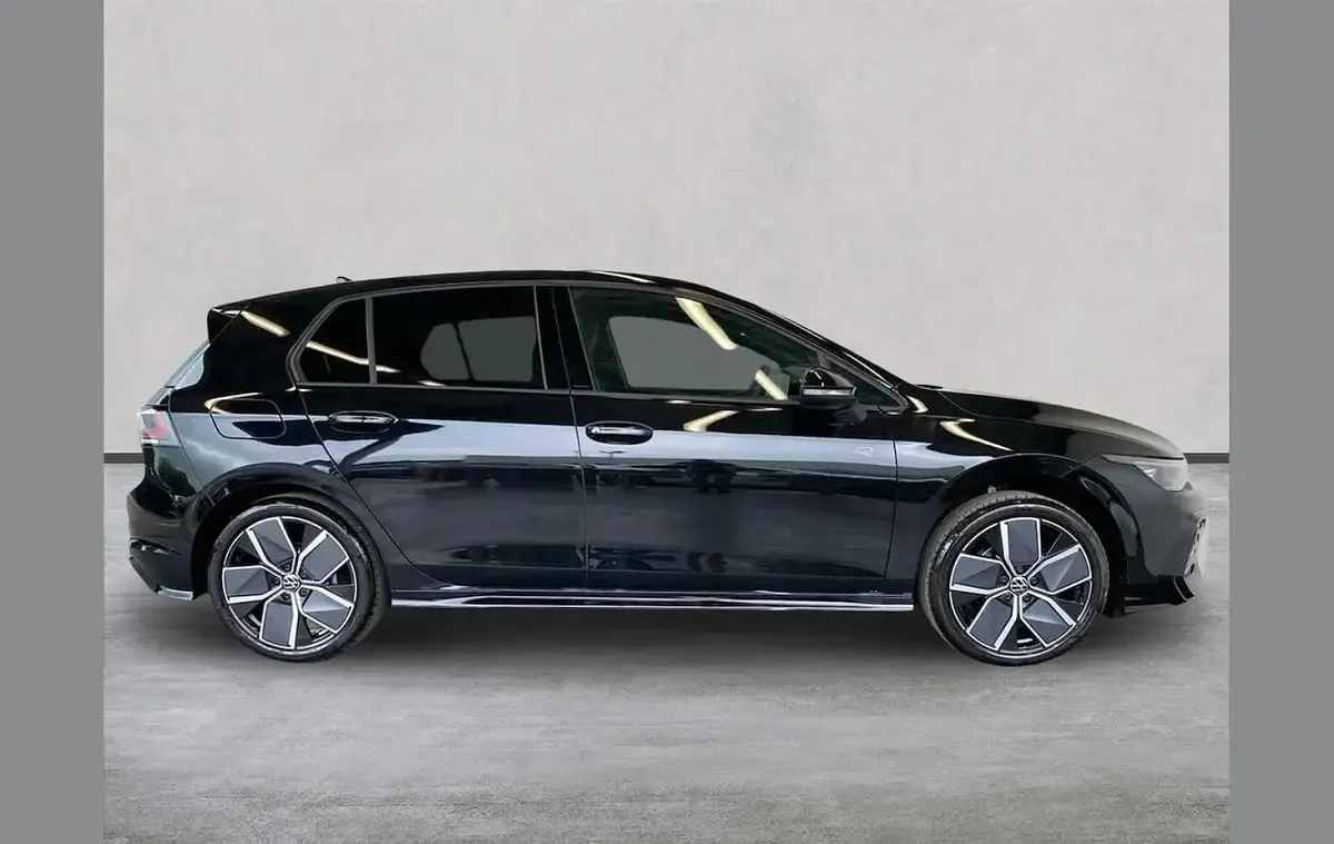 Used VW Golf VIII Black Edition 147 HP (108 kW) 2026 Black Hatchback