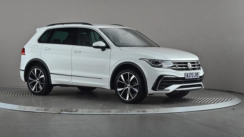 White Used 2023 VW Tiguan R-line SUV | £27,198 (Fair price) - Image 1/3