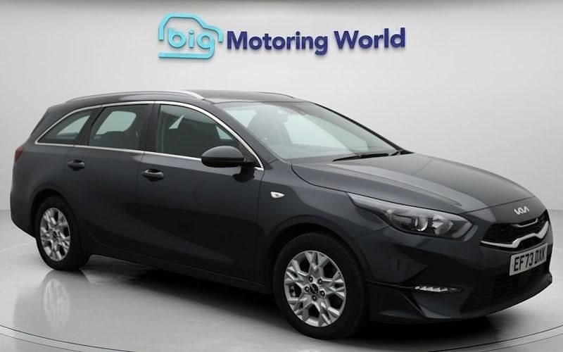 Used 2023 Kia Ceed Sportswagon Estate | £15,100 (Fair price) - Image 1/4