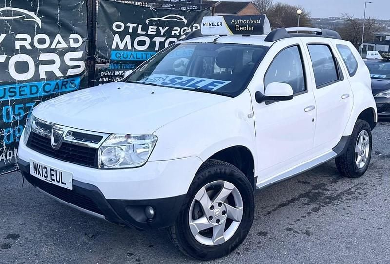 Used Dacia Duster Lauréate 2013 White SUV