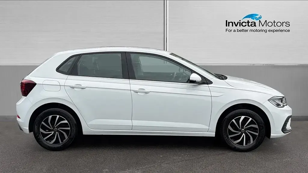 Usado VW Polo Life 95 HP (69 kW) 2023 Branco Citadino