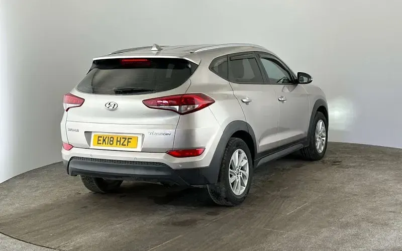 Used Hyundai Tucson SE 177 HP (130 kW) 2018 Beige SUV