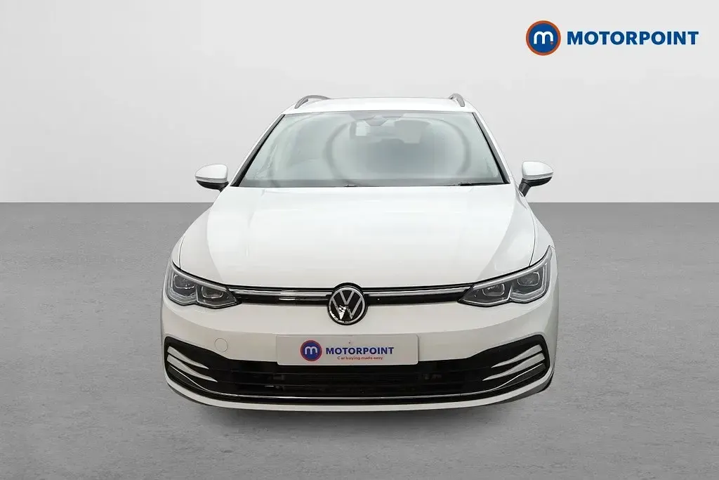 Used VW Golf VIII Style 131 HP (96 kW) 2022 White Estate