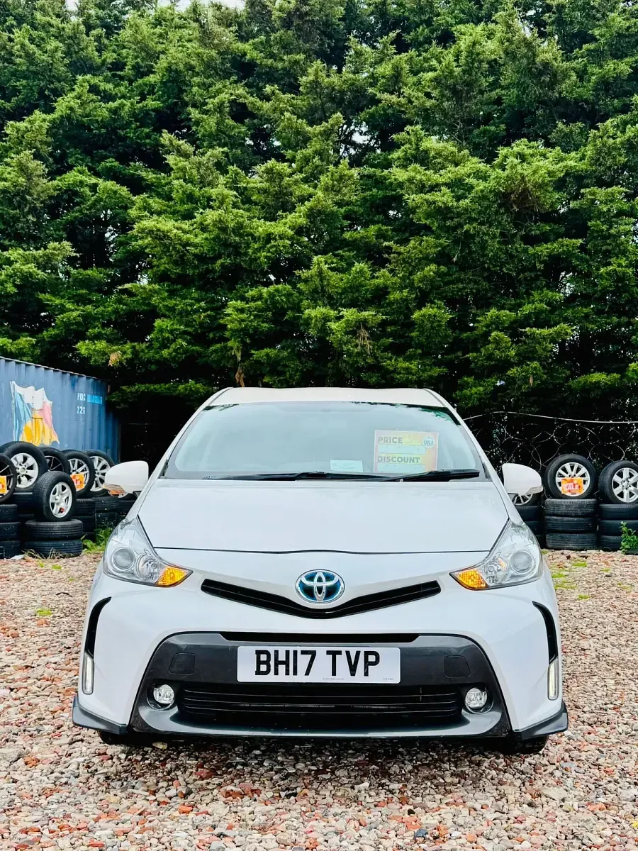 Used Toyota Prius+ 2017 White MPV