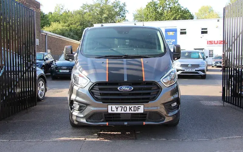 Used Ford Transit Custom Sport 185 HP (136 kW) 2021 Van