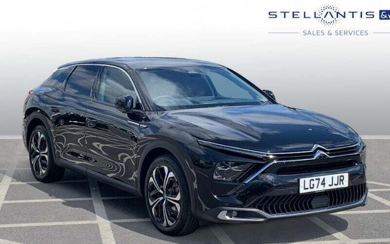 New 2025 Citroën C5 X Estate | £24,450 (Super price) - Image 1/4