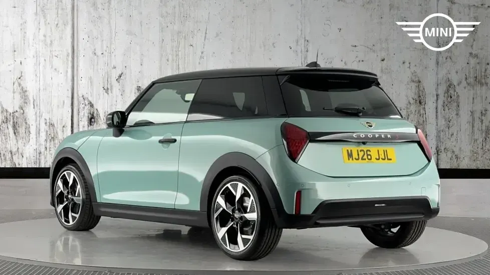New Mini Cooper S Hatch 201 HP (147 kW) 2026 Green Hatchback