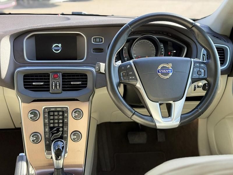 Used Volvo V40 2015 Hatchback