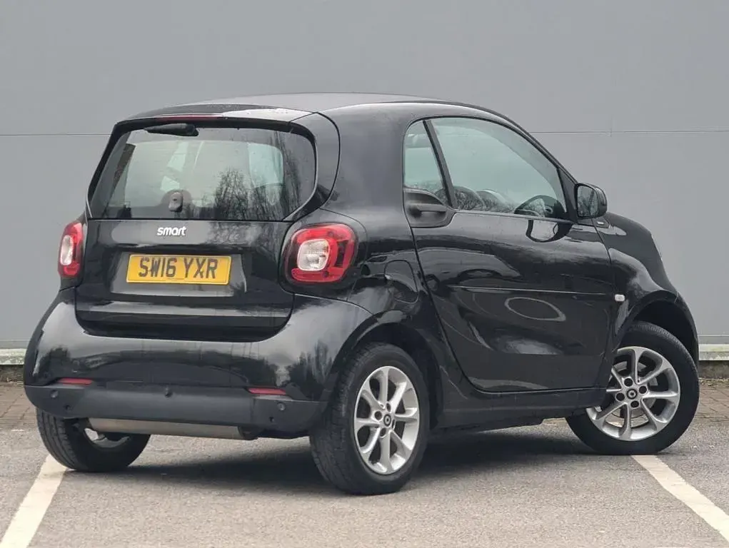 Used Smart ForTwo Coupé Passion 71 HP (52 kW) 2016 Black Coupe