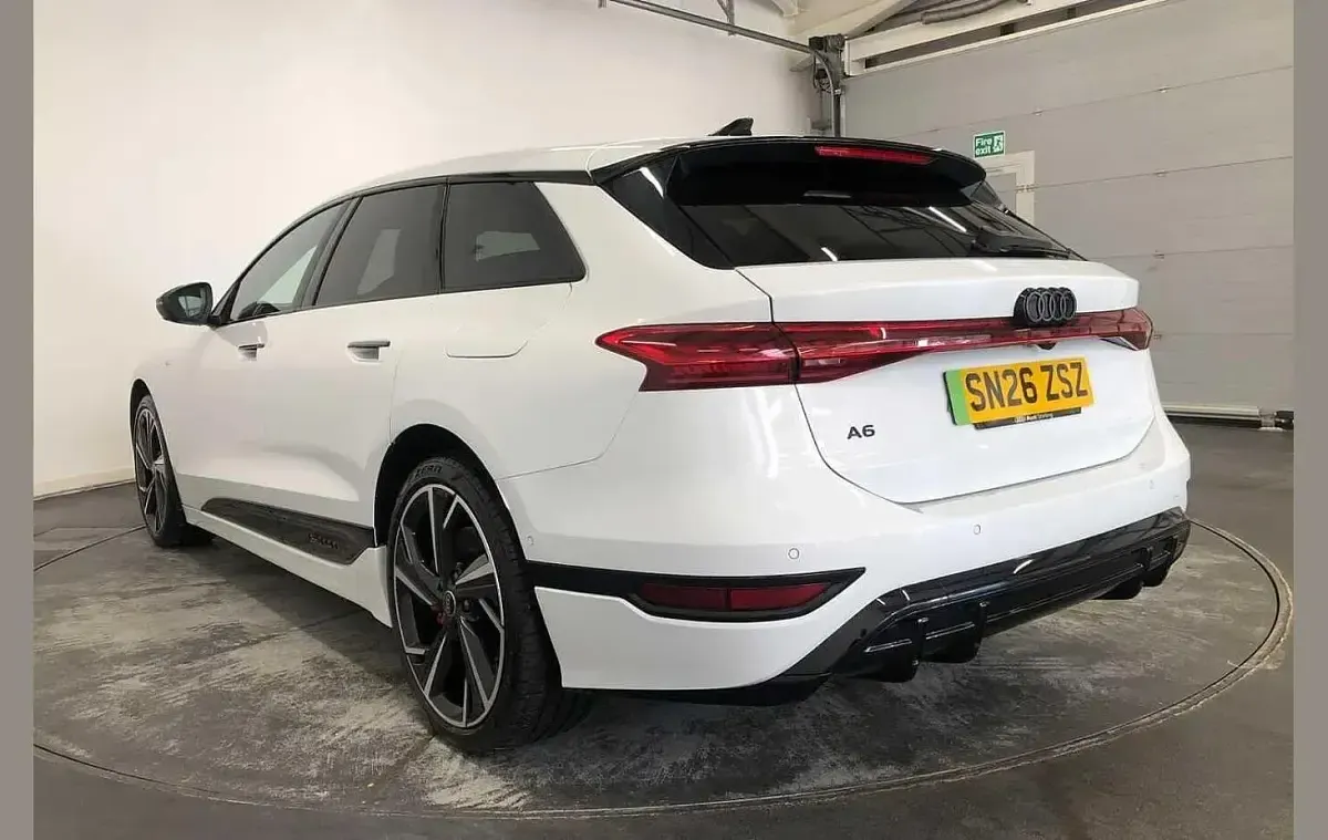 Used Audi A6 e-tron Performance 269 kW (367 HP) 2026 White Estate