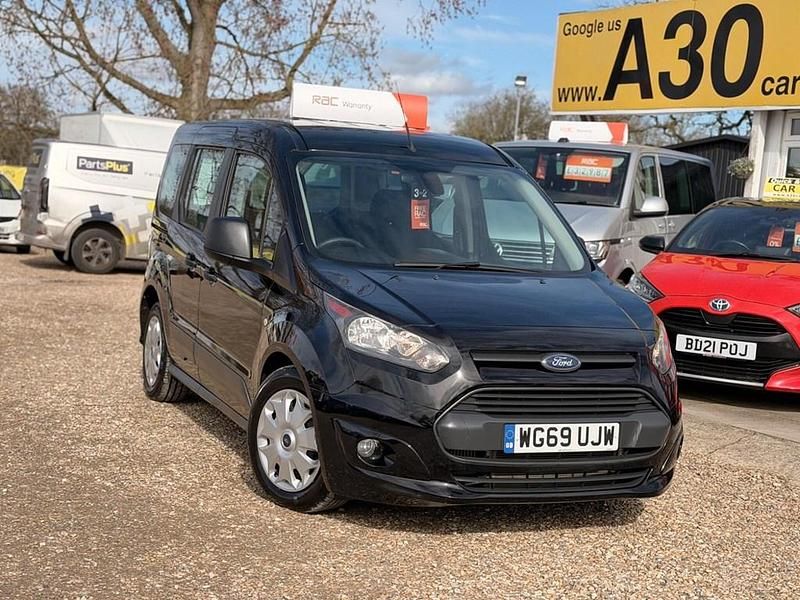 Used Ford Tourneo Connect Zetec 120 HP (88 kW) 2019 Black MPV