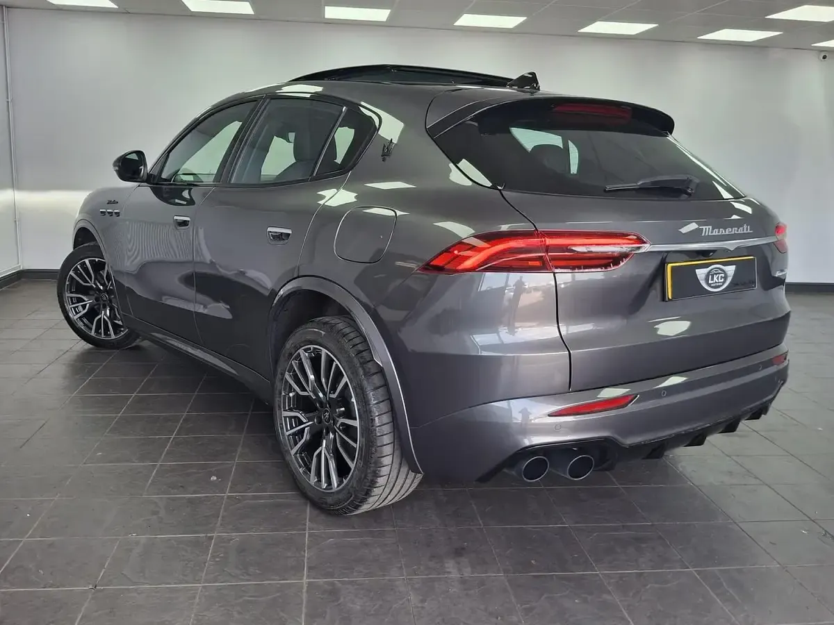 Used Maserati Grecale 330 HP (242 kW) 2023 Grey SUV