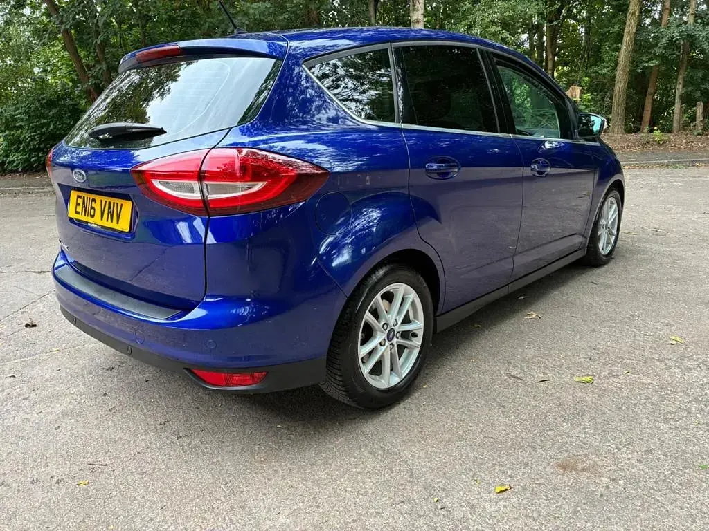 Used Ford C-MAX Zetec 120 HP (88 kW) 2016 Blue MPV