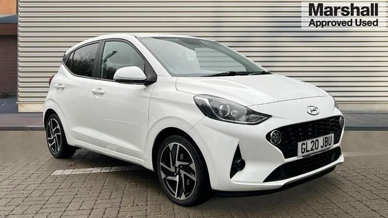 White Used 2020 Hyundai i10 Premium Hatchback | £10,556 (Fair price) - Image 1/4