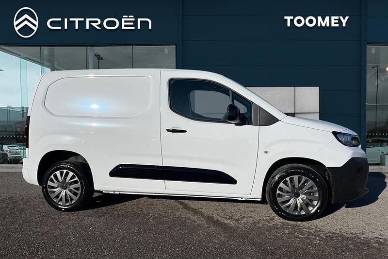 New Citroën Berlingo 2026 White MPV