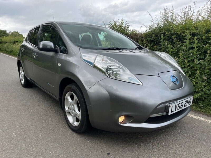 Grey Used 2016 Nissan Leaf Acenta Hatchback | £1,250 (Good price) - Image 1/4