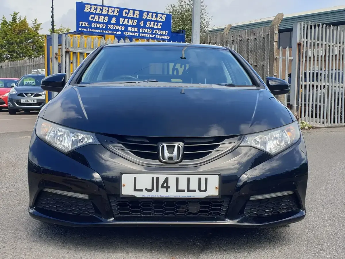 Used Honda Civic S 100 HP (73 kW) 2014 Black Hatchback