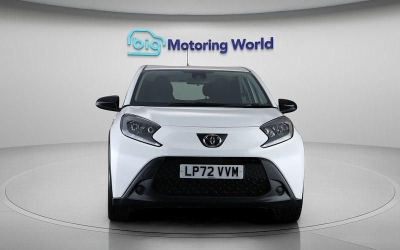 Used Toyota Aygo X PURE 72 HP (52 kW) 2025 SUV