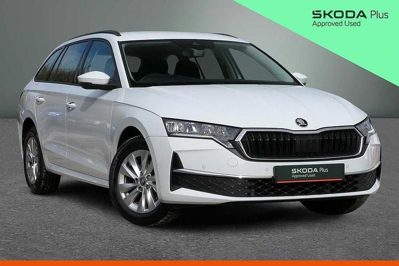 Used Skoda Octavia SE Technology 85 HP (62 kW) 2025 Moon white metallic Estate