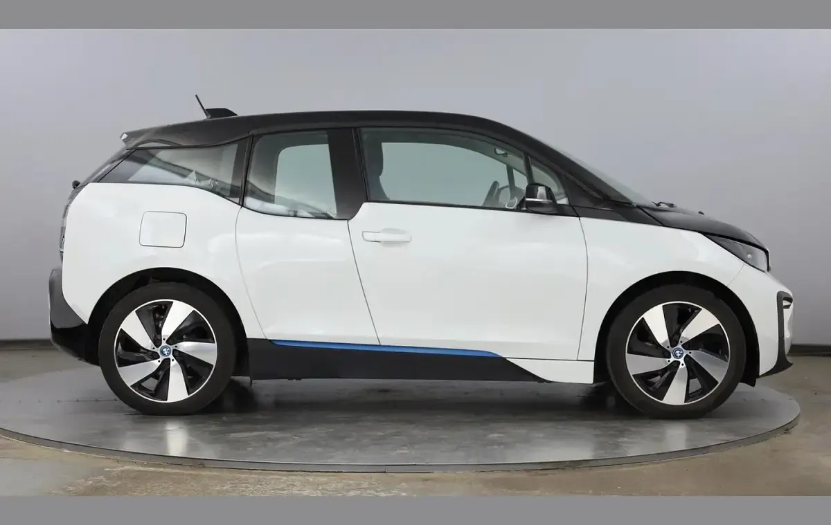 Used BMW i3 Comfort Edition 125 kW (170 HP) 2022 White Hatchback