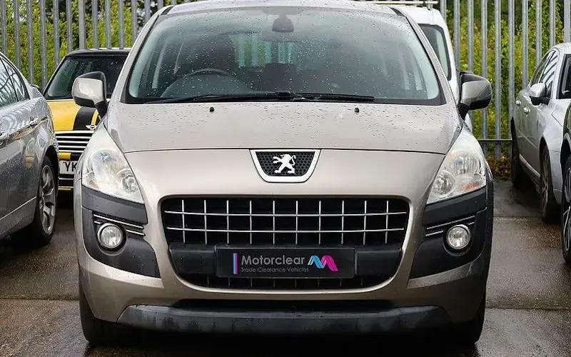 Usado Peugeot 3008 Sport 112 CV (82 kW) 2011 Familiar