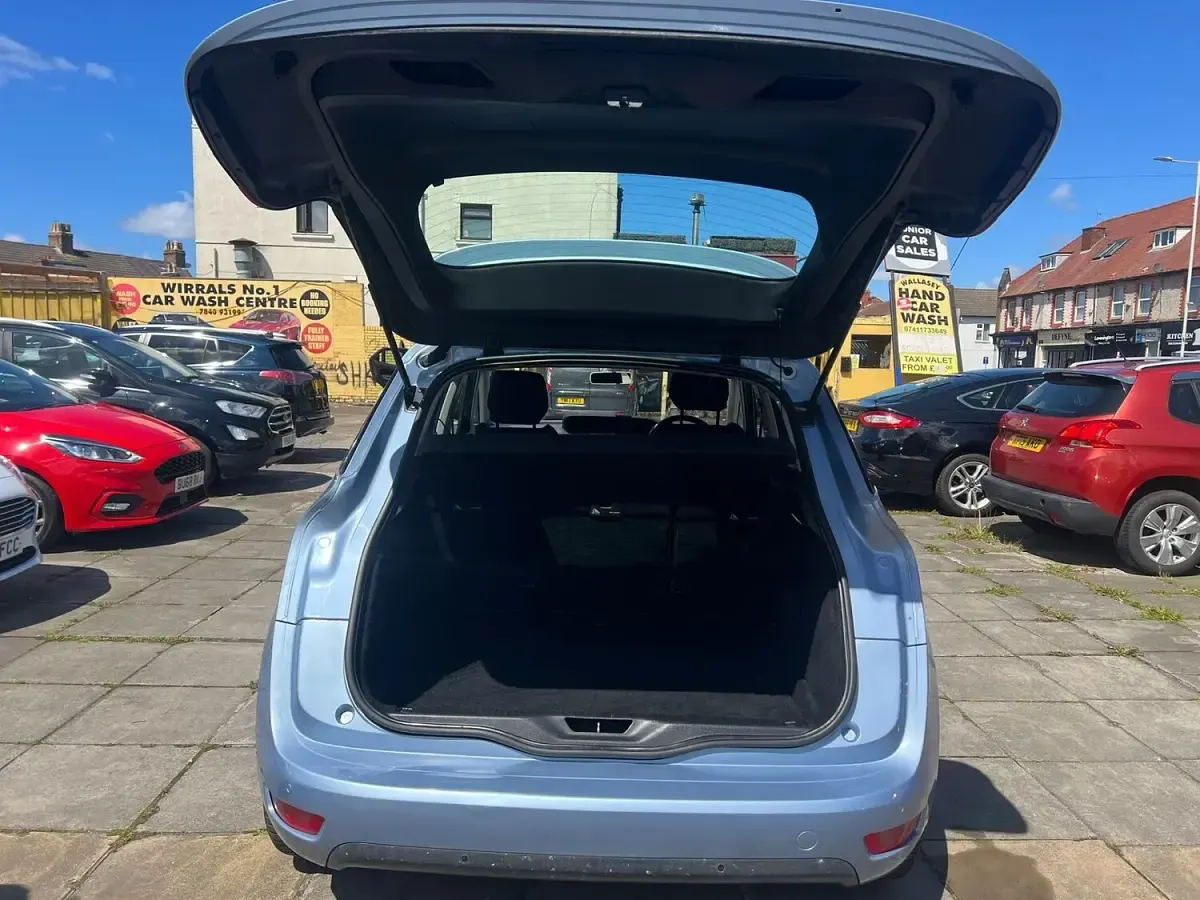 Used Citroën C4 Picasso Exclusive 2013 Blue MPV