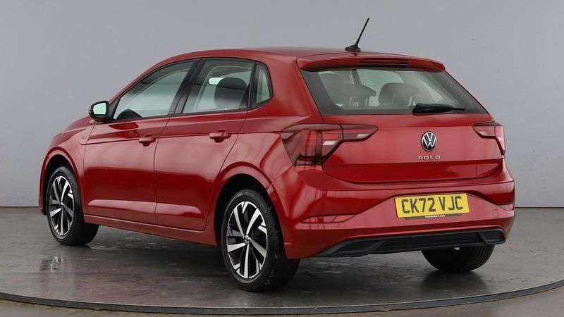 Used VW Polo Life 95 HP (69 kW) 2022 Red Hatchback