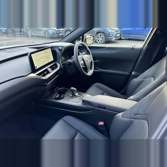 Image 2/4