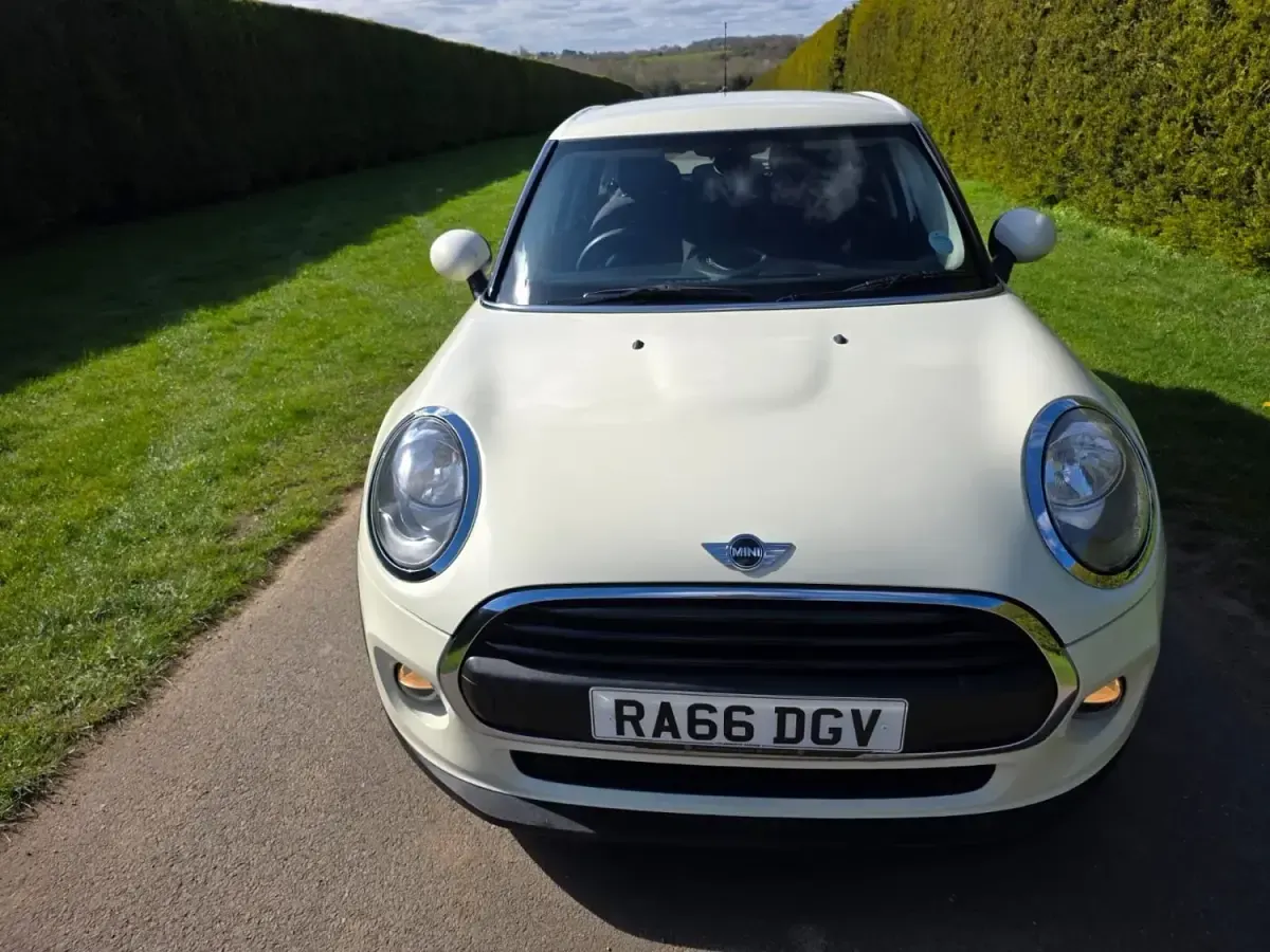 Usado Mini One D Hatch 2016 Blanco Utilitario